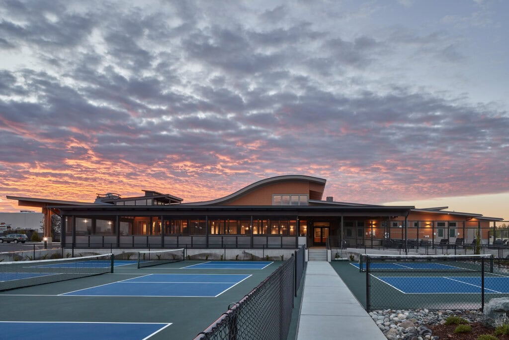 Carousel Image 1 (min 800x800px, max 1500x1500px)