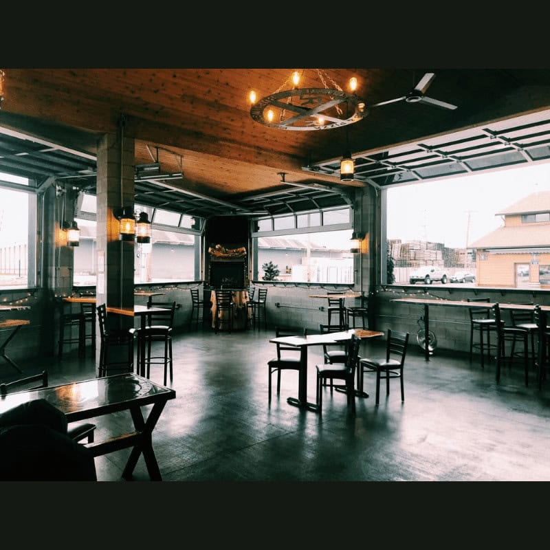 Railroad Pub and Pizza Image