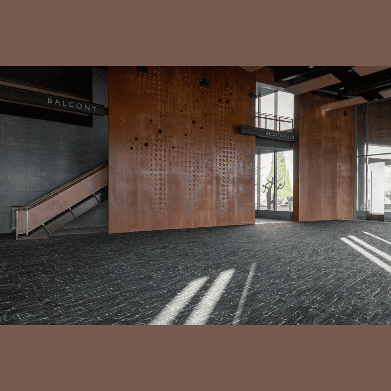 Carousel Image 1 (min 800x800px, max 1500x1500px)