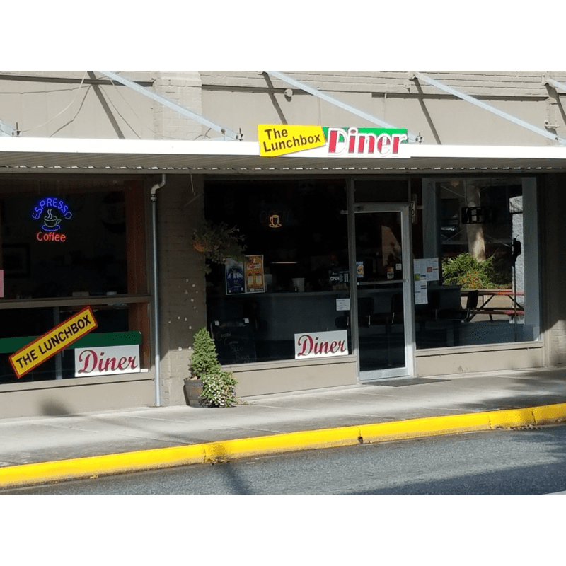 The Lunchbox Diner Image