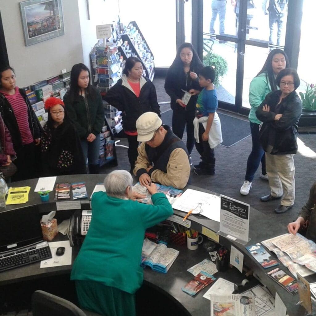 Mount Vernon Chamber of Commerce and Visitor Information Center Image