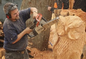 loggerodeo_chainsaw_carving